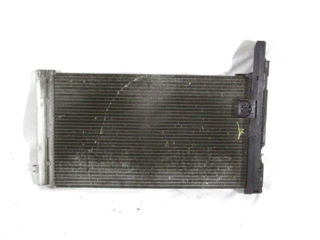 HLADILNIK KLIME OEM N. 64509206296 ORIGINAL REZERVNI DEL BMW SERIE 1 BER/COUPE/CABRIO E81/E82/E87/E88 LCI R (2007 - 2013) DIESEL LETNIK 2010