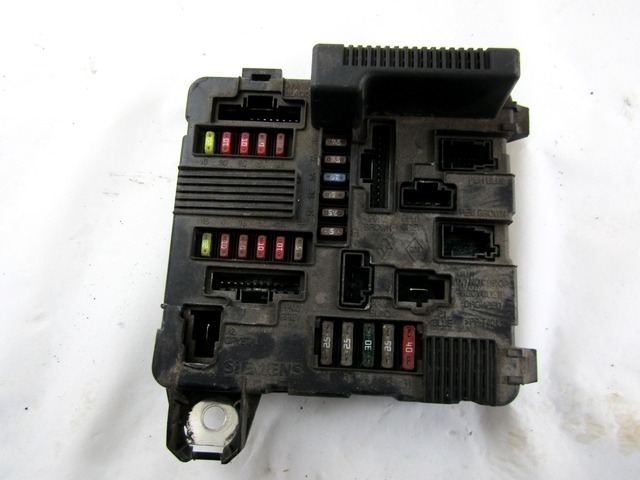 KOMPLET ODKLEPANJE IN VZIG  OEM N. 17734 KIT ACCENSIONE AVVIAMENTO ORIGINAL REZERVNI DEL RENAULT MEGANE MK2 BM0/1 CM0/1 EM0/1 KM0/1 LM0/1 BER/GRANDTOUR  (10/2002 - 02/2006) DIESEL LETNIK 2004