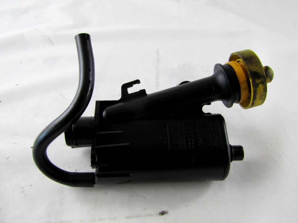LOVILNIK OLJA OEM N. 8200140763 ORIGINAL REZERVNI DEL RENAULT MEGANE MK2 BM0/1 CM0/1 EM0/1 KM0/1 LM0/1 BER/GRANDTOUR  (10/2002 - 02/2006) DIESEL LETNIK 2004