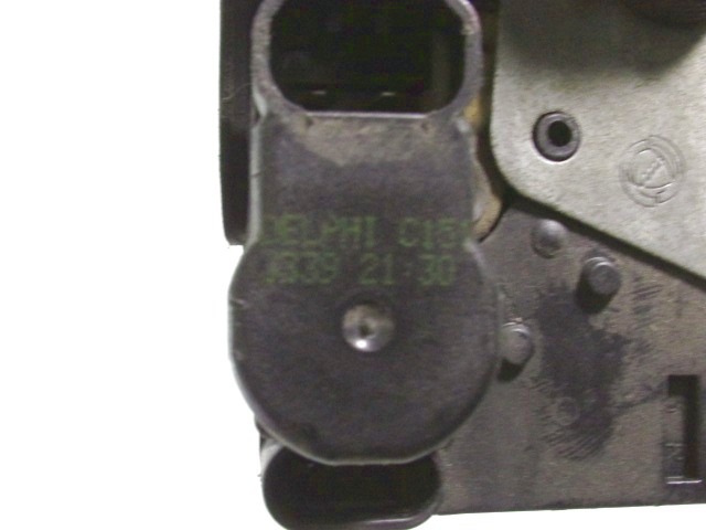 CENTRALNO ZAKLEPANJE ZADNJIH DESNIH VRAT OEM N. 46766576 ORIGINAL REZERVNI DEL FIAT MAREA 185 R BER/SW (03/1999 - 2003) DIESEL LETNIK 2000