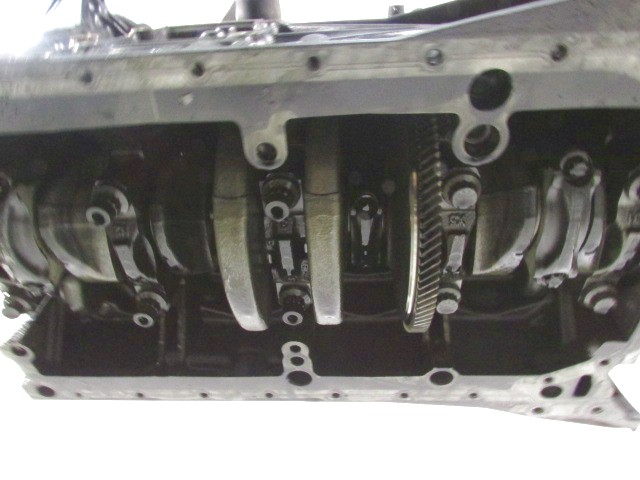 BLOK MOTORJA OEM N. R6110111101 ORIGINAL REZERVNI DEL CHRYSLER PT CRUISER PT (2000 - 2010) DIESEL LETNIK 2009