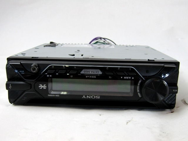 RADIO CD / OJACEVALNIK / IMETNIK HIFI OEM N. CDX-G1200U ORIGINAL REZERVNI DEL SEAT IBIZA 6J5 6P1 MK4 R BER/SW (2012 -2017) DIESEL LETNIK 2014