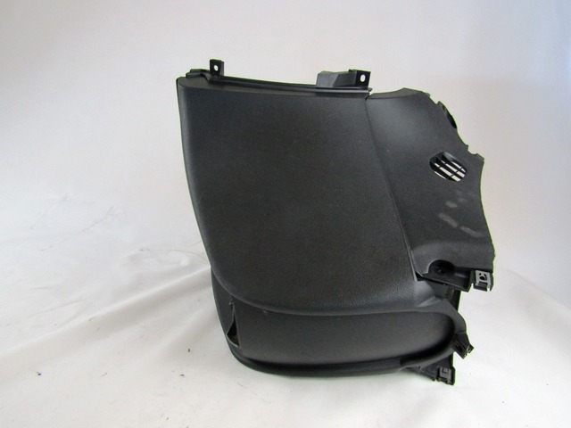 PLASTIKA MED SEDEZI BREZ NASLONJALA ROK OEM N. 735309760 ORIGINAL REZERVNI DEL LANCIA Y YPSILON 843 (2003-2006) DIESEL LETNIK 2004