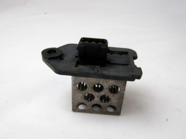 KRMILNA ENOTA ELEKTRICNEGA VENTILATORJA OEM N. 1267000 ORIGINAL REZERVNI DEL PEUGEOT 206 PLUS T3E 2EK 2AC (2009 - 2012) BENZINA/GPL LETNIK 2010