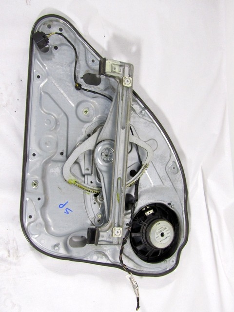 MEHANIZEM DVIGA ZADNJIH STEKEL  OEM N. 18517 SISTEMA ALZACRISTALLO PORTA POSTERIORE ELETT ORIGINAL REZERVNI DEL FORD FOCUS DA HCP DP MK2 R BER/SW (2008 - 2011) DIESEL LETNIK 2010