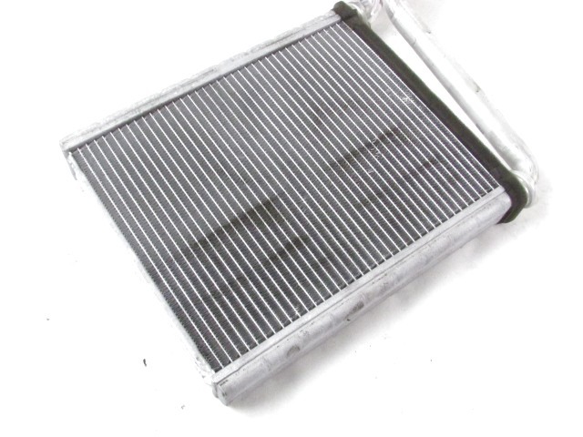 GRELEC RADIATORJA OEM N. 8710742170 ORIGINAL REZERVNI DEL TOYOTA RAV 4 A3 MK3 (2006 - 03/2009) BENZINA LETNIK 2008