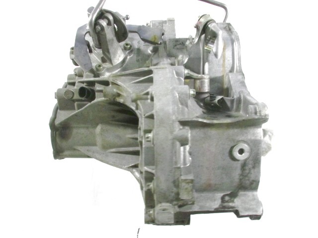 ROCNI MENJALNIK OEM N. 18079 CAMBIO MECCANICO ORIGINAL REZERVNI DEL OPEL ASTRA H A04 L48,L08,L35,L67 5P/3P/SW (2004 - 2007) DIESEL LETNIK 2007