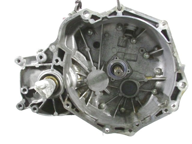 ROCNI MENJALNIK OEM N. 18079 CAMBIO MECCANICO ORIGINAL REZERVNI DEL OPEL ASTRA H A04 L48,L08,L35,L67 5P/3P/SW (2004 - 2007) DIESEL LETNIK 2007