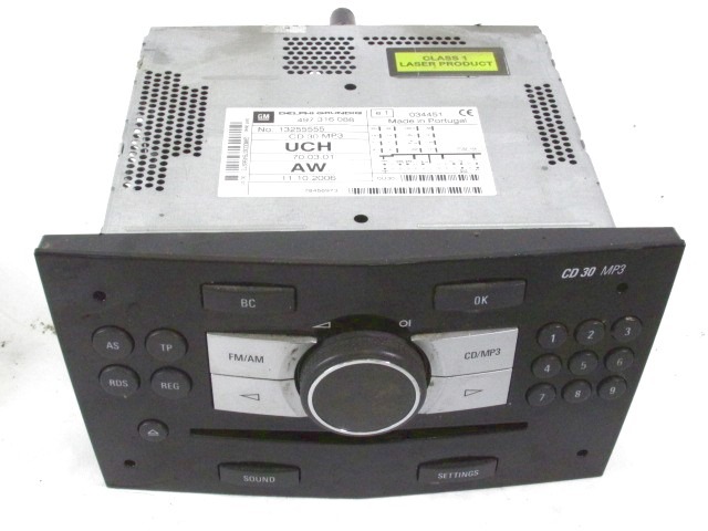 RADIO CD / OJACEVALNIK / IMETNIK HIFI OEM N. 13255555 ORIGINAL REZERVNI DEL OPEL ASTRA H A04 L48,L08,L35,L67 5P/3P/SW (2004 - 2007) DIESEL LETNIK 2007