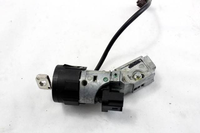 KOMPLET ODKLEPANJE IN VZIG  OEM N. 18332 KIT ACCENSIONE AVVIAMENTO ORIGINAL REZERVNI DEL CITROEN C4 MK1 / COUPE L LC (2004 - 08/2009) BENZINA LETNIK 2008