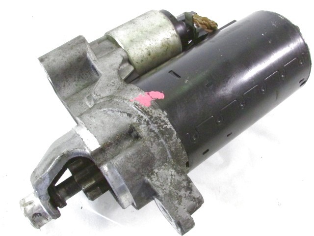 ZAGANJAC MOTORJA  OEM N. 03L911021E ORIGINAL REZERVNI DEL AUDI A4 B8 8K2 BER/SW/CABRIO (2007 - 11/2015) DIESEL LETNIK 2010