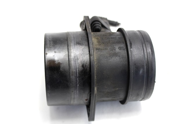 MERILNIK PRETOKA ZRAKA / MERILNIK MASE ZRAKA OEM N. 074906461B ORIGINAL REZERVNI DEL AUDI A4 B6 8E2 8E5 BER/SW (2001 - 2005) DIESEL LETNIK 2004