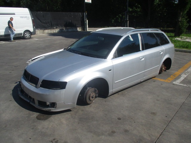 AUDI A4 SW 1.9 D 96KW 6M 5P (2003) RICAMBI IN MAGAZZINO 