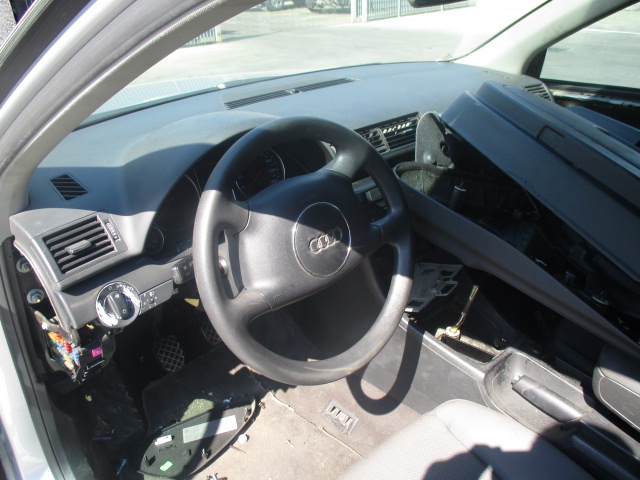 AUDI A4 SW 1.9 D 96KW 6M 5P (2003) RICAMBIO USATO 