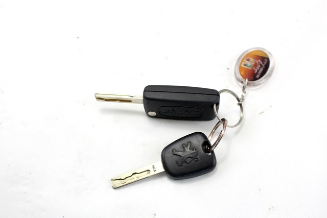 KOMPLET ODKLEPANJE IN VZIG  OEM N. 26611 KIT ACCENSIONE AVVIAMENTO ORIGINAL REZERVNI DEL PEUGEOT 308 4A 4B 4C 4E 4H MK1 BER/SW/CC (2007 - 2013) BENZINA LETNIK 2008