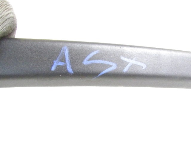 PROFILI BOCNEGA STEKLA  OEM N. 8W0867609 ORIGINAL REZERVNI DEL AUDI A4 B9 BER/SW/ALLROAD (2015 - 2019)DIESEL LETNIK 2016