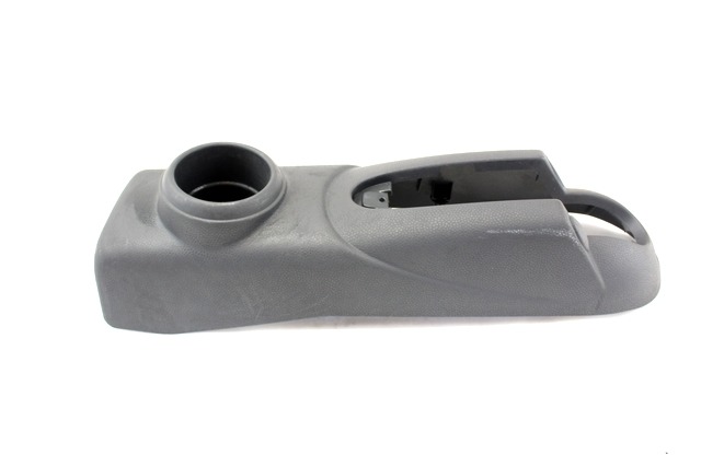 PLASTIKA MED SEDEZI BREZ NASLONJALA ROK OEM N. 51161169907 ORIGINAL REZERVNI DEL MINI ONE / COOPER / COOPER S R50 R52 R53 (2001-2006) BENZINA LETNIK 2002