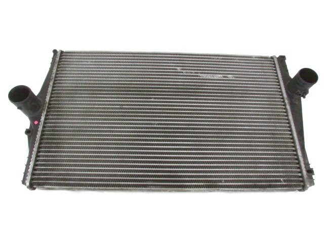 HLADILNIK INTERCOOLER OEM N. 8627375 ORIGINAL REZERVNI DEL VOLVO XC90 275 MK1 (2002 - 2014)DIESEL LETNIK 2005