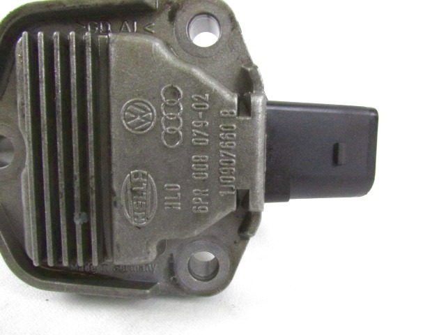 SENZOR LIVELA OLJA OEM N. 1J0907660B ORIGINAL REZERVNI DEL VOLKSWAGEN NEW BEETLE 9C1 1C1 1Y7 (1999 - 2006) DIESEL LETNIK 2004