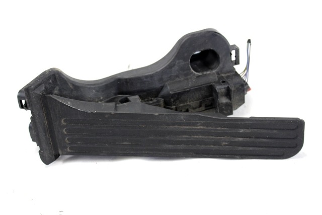 PEDALI OEM N. 1K1721503AT ORIGINAL REZERVNI DEL VOLKSWAGEN PASSAT B7 362 365 BER/SW (10/2010 - 2015)DIESEL LETNIK 2013