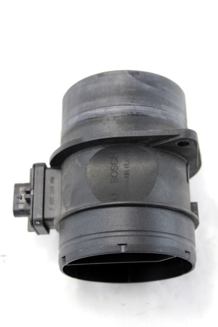 MERILNIK PRETOKA ZRAKA / MERILNIK MASE ZRAKA OEM N. 03L906461A ORIGINAL REZERVNI DEL VOLKSWAGEN PASSAT B7 362 365 BER/SW (10/2010 - 2015)DIESEL LETNIK 2013