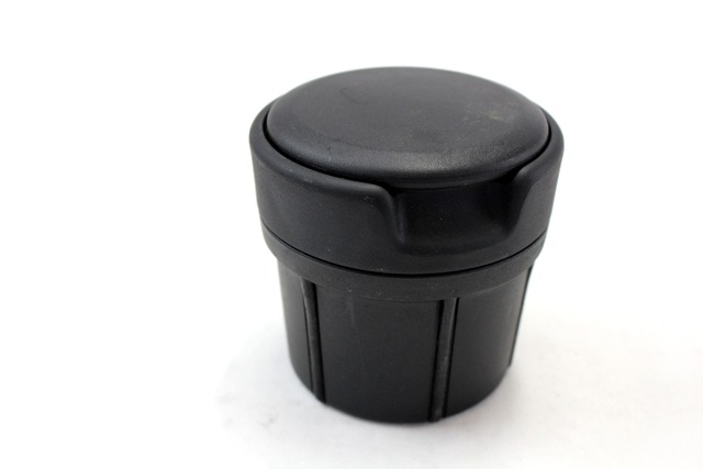 PEPELNIK / DRZALA ZA PIJACO OEM N. 3AA857951B ORIGINAL REZERVNI DEL VOLKSWAGEN PASSAT B7 362 365 BER/SW (10/2010 - 2015)DIESEL LETNIK 2013