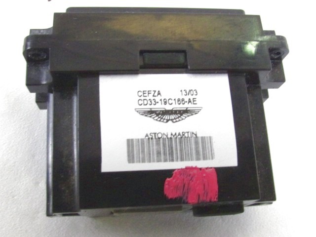 USB / AUX OEM N. CD33-19C166-AE ORIGINAL REZERVNI DEL ASTON MARTIN VANQUISH AM310 (2012 - 2014)BENZINA LETNIK 2013