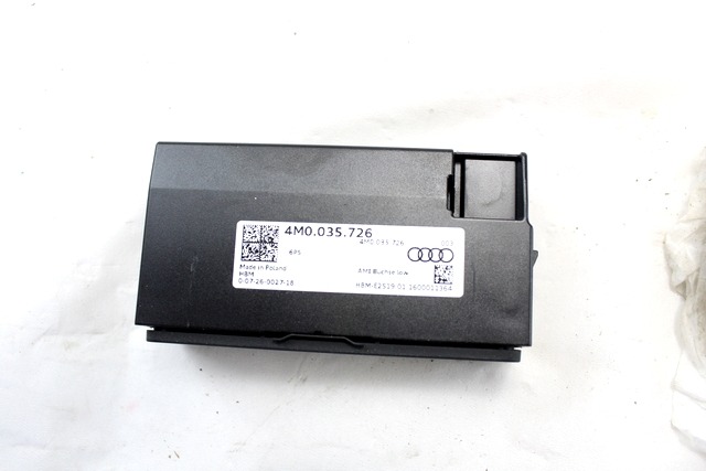 USB / AUX OEM N. 4M0035726 ORIGINAL REZERVNI DEL AUDI A4 B9 BER/SW/ALLROAD (2015 - 2019)DIESEL LETNIK 2016