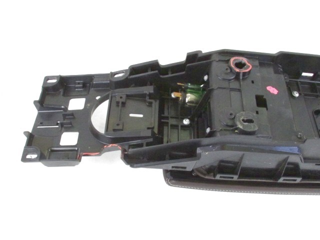 SREDINSKA KONZOLA OEM N. (D)DD33-519F22-A11 ORIGINAL REZERVNI DEL ASTON MARTIN VANQUISH AM310 (2012 - 2014)BENZINA LETNIK 2013
