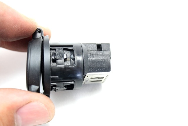 USB / AUX OEM N. 96647952XT ORIGINAL REZERVNI DEL PEUGEOT 508 8D BER/SW (2010 -2018)DIESEL LETNIK 2012