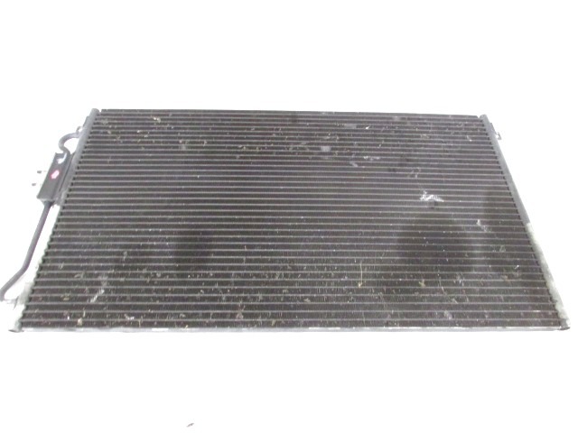 HLADILNIK KLIME OEM N. 05072262AB ORIGINAL REZERVNI DEL CHRYSLER VOYAGER/GRAN VOYAGER RG RS MK4 (2001 - 2007) DIESEL LETNIK 2002