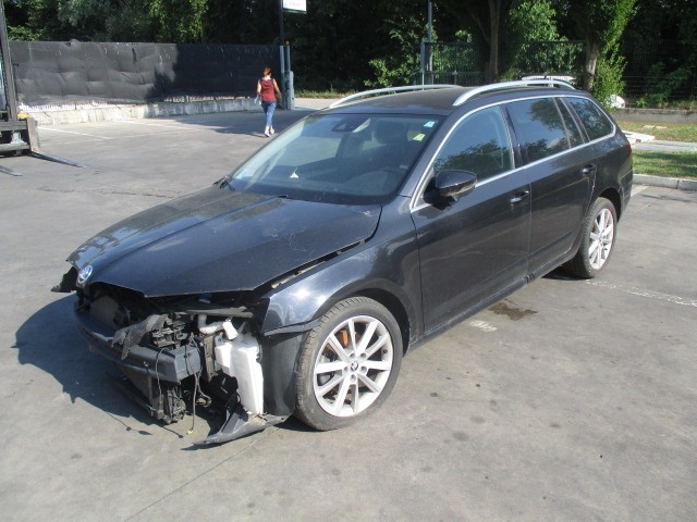 SKODA OCTAVIA SW 2.0 D 110KW AUT 5P (2014) RICAMBIO USATO 