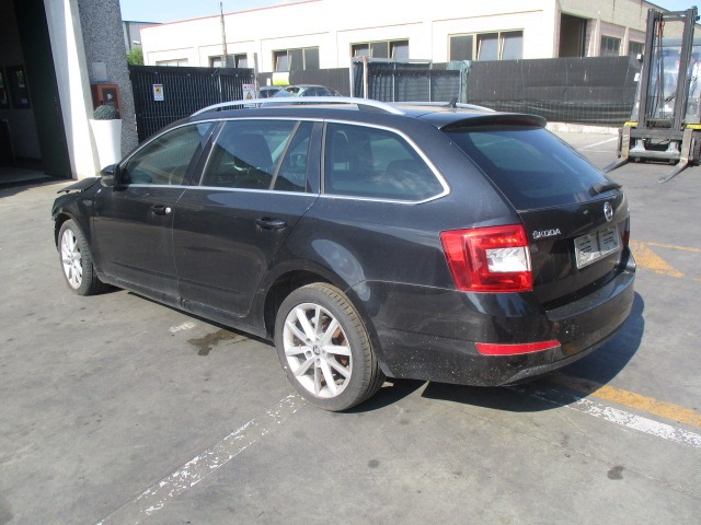 SKODA OCTAVIA SW 2.0 D 110KW AUT 5P (2014) RICAMBIO USATO 