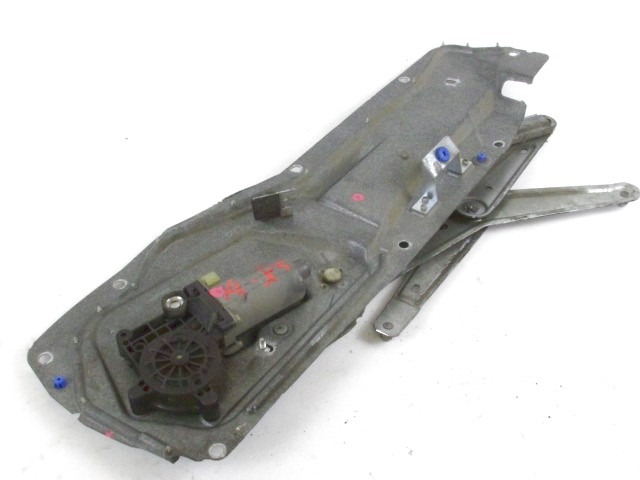 MEHANIZEM DVIGA SPREDNJIH STEKEL  OEM N. 7262 SISTEMA ALZACRISTALLO PORTA ANTERIORE ELETTRI ORIGINAL REZERVNI DEL VOLVO S70 V70 874 875 876 MK1 (1996 - 2000)DIESEL LETNIK 1998