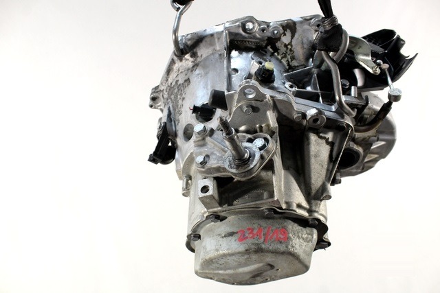 ROCNI MENJALNIK OEM N. 116222 CAMBIO MECCANICO ORIGINAL REZERVNI DEL CITROEN BERLINGO MK2 (2008 -2018) DIESEL LETNIK 2010
