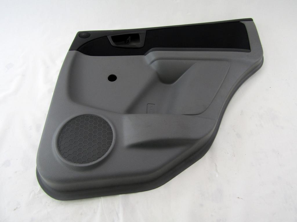 VRATNI PANEL OEM N. PNPDTSZSX4EYSV5P ORIGINAL REZERVNI DEL SUZUKI SX4 EY GY (2006 - 2010) DIESEL LETNIK 2007