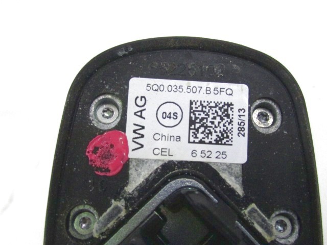 ANTENA ZA NAVIGACIJO / GPS OEM N. 5Q0035507 ORIGINAL REZERVNI DEL SKODA OCTAVIA MK3 5E3 NL3 NR3 (2012 - 2017)DIESEL LETNIK 2014