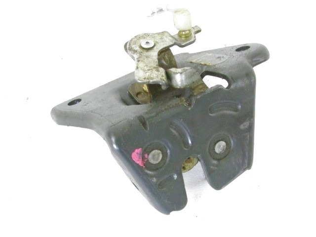 ZAKLEPANJE PRTLJA?NIH VRAT  OEM N. 46512188 ORIGINAL REZERVNI DEL FIAT SEICENTO 600 187 MK2 (1998 - 04/2005)BENZINA LETNIK 2001