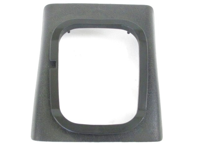 SREDINSKA KONZOLA  OEM N. 1H0863216 ORIGINAL REZERVNI DEL VOLKSWAGEN GOLF III 1H1 1E7 1H5 MK3 (08/1992 - 07/1998) DIESEL LETNIK 1995