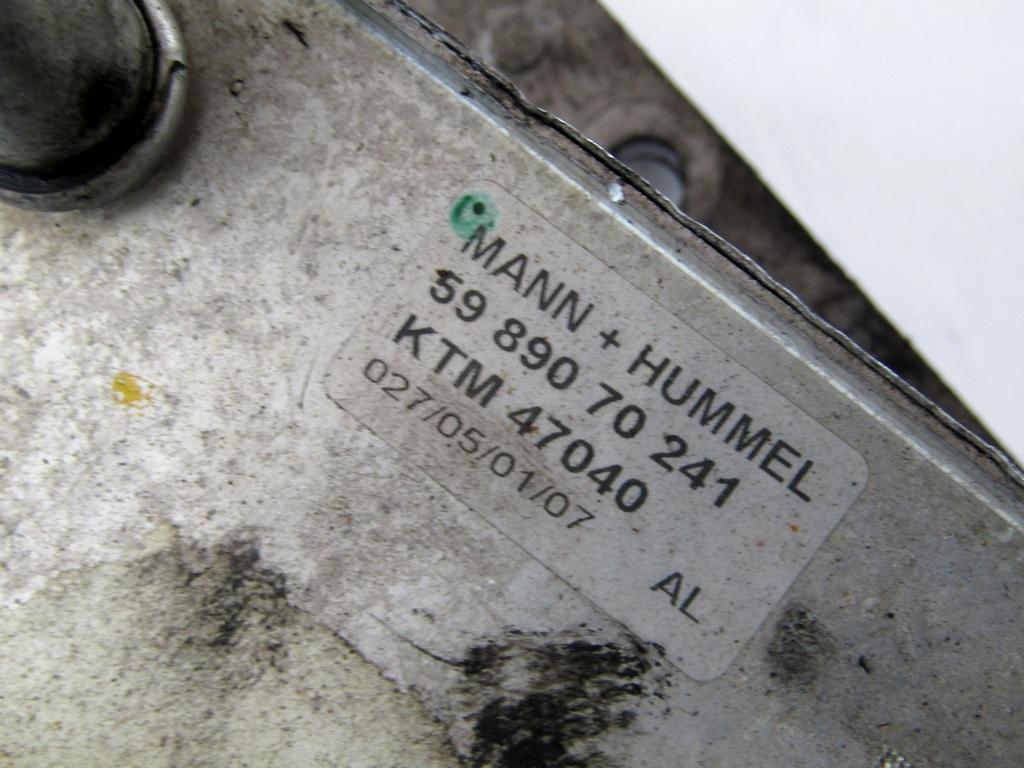 TOPLOTNI IZMENJEVALNIK/FILTER OLJA  OEM N. 5989070241 ORIGINAL REZERVNI DEL SAAB 9-3 YS3D MK2 BER/SW/CABRIO (2003 - 2006) DIESEL LETNIK 2007