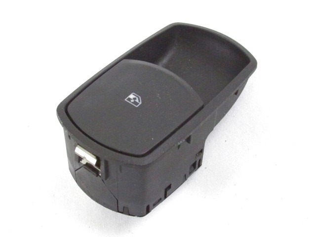 STIKALO SPREDNJIH DESNIH SIP OEM N. 13189333RW ORIGINAL REZERVNI DEL OPEL CORSA D R S07 (02/2011 - 2014) BENZINA/GPL LETNIK 2012