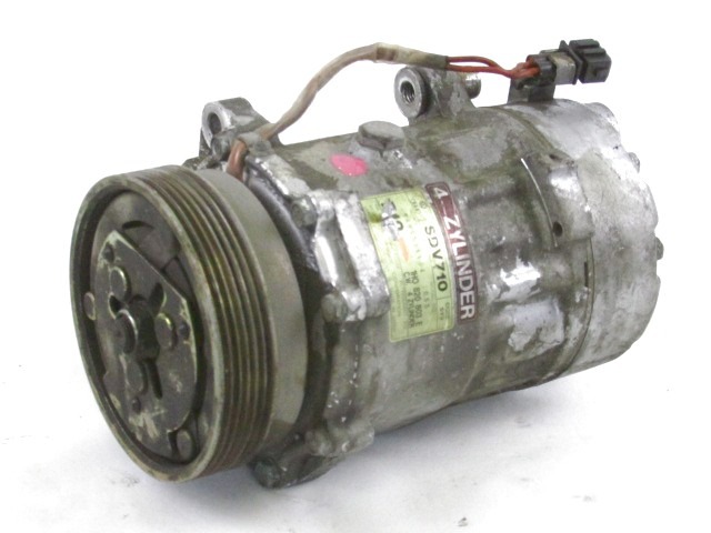 KOMPRESOR KLIME  OEM N. 1H0820803E ORIGINAL REZERVNI DEL VOLKSWAGEN GOLF III 1H1 1E7 1H5 MK3 (08/1992 - 07/1998) BENZINA LETNIK 1994