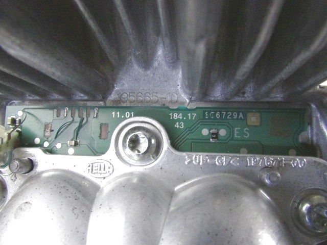 XENON ZARNICE OEM N. 197671 ORIGINAL REZERVNI DEL BMW SERIE 1 BERLINA F20/F21 LCI (2015 - 2019)DIESEL LETNIK 2017