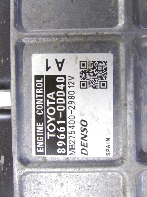 KOMPLET ODKLEPANJE IN VZIG  OEM N. 9257 KIT ACCENSIONE AVVIAMENTO ORIGINAL REZERVNI DEL TOYOTA YARIS P9 MK2 R (2009 - 2011)BENZINA LETNIK 2010