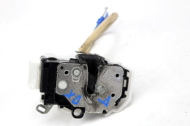 CENTRALNI ZAKLEP SPREDNJIH VRAT  OEM N. 1365225080 ORIGINAL REZERVNI DEL FIAT FIORINO / QUBO 255 (2008 - 2019) BENZINA/METANO LETNIK 2011