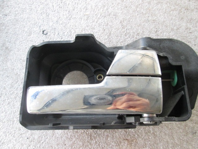 NOTRANJA KLJUKA  OEM N. 4S71F22600  ORIGINAL REZERVNI DEL FORD MONDEO B5Y B4Y BWY MK2 BER/SW (2000 - 2007) DIESEL LETNIK 2004