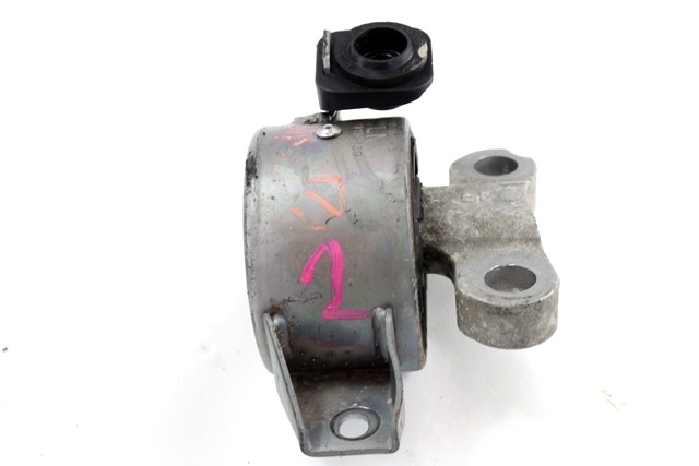 NOSILCI MOTORJA/DRUGO OEM N. 13130739 ORIGINAL REZERVNI DEL OPEL CORSA D S07 (2006 - 2011) BENZINA LETNIK 2009