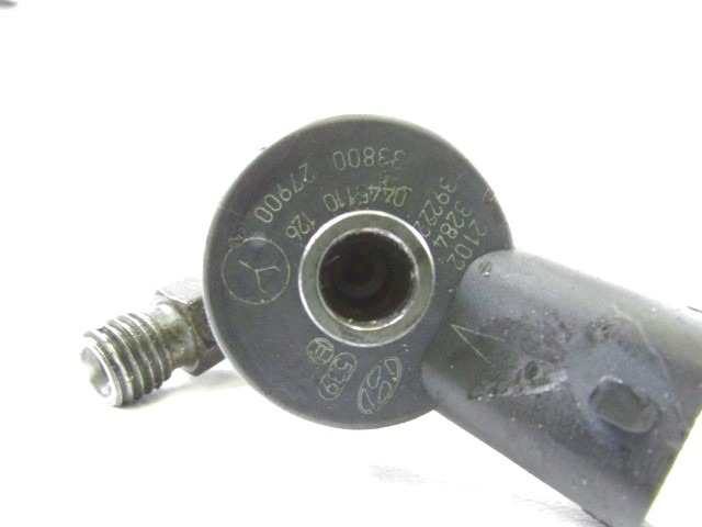 INJEKTORJI DIESEL OEM N. 33800-27900 ORIGINAL REZERVNI DEL HYUNDAI GETZ TB (2002 - 02/2006) DIESEL LETNIK 2004