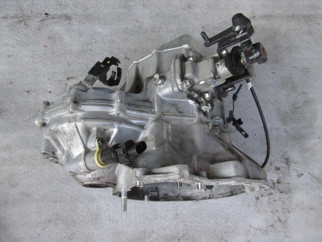 ROCNI MENJALNIK OEM N.  ORIGINAL REZERVNI DEL CHEVROLET MATIZ M200 (2005 - 2010) BENZINA/GPL LETNIK 2008