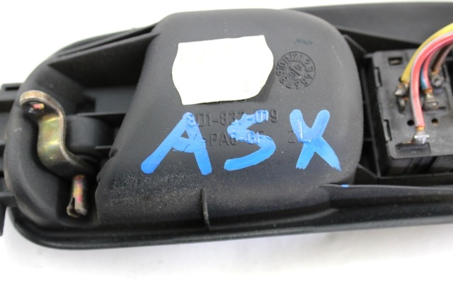 NOTRANJA KLJUKA  OEM N. 8D1837019 ORIGINAL REZERVNI DEL AUDI A4 B5 BER/SW (1994 - 12/2000) DIESEL LETNIK 2000